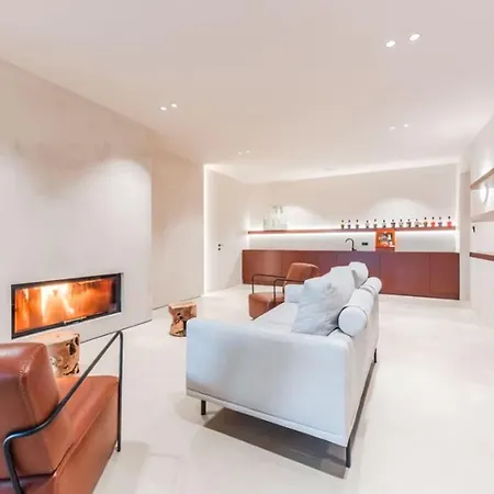 New And Modern Holiday Stunning Villa